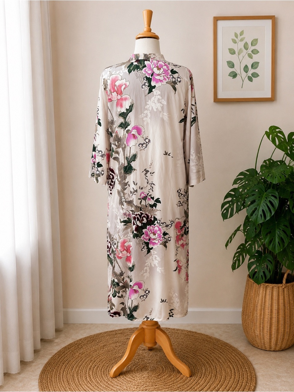 Natori Floral Maxi Lounge Caftan Dress - Picture 2 of 4